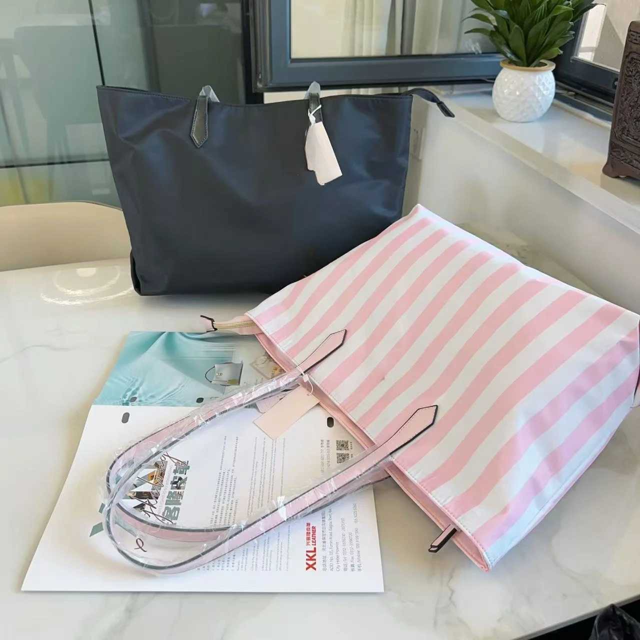 New Fashion Womens Handbag Ladies Shoulder Bags Casual Large Capacity Beach Handbag Shopping Bag Y250306