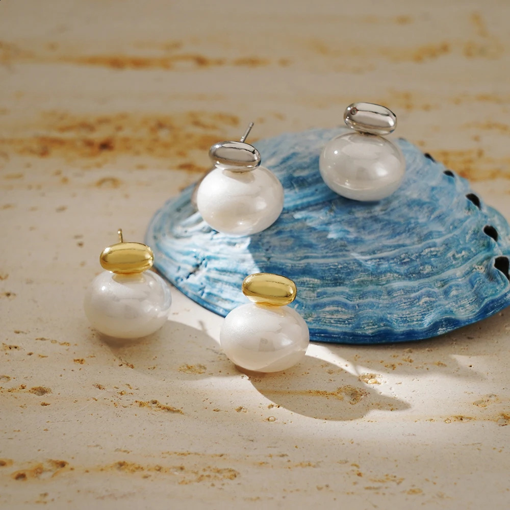 Coral Pearls Round Stud Earrings Charm Stainless Steel Small Golden Daily Jewelry Gold Platinum Plated 250304