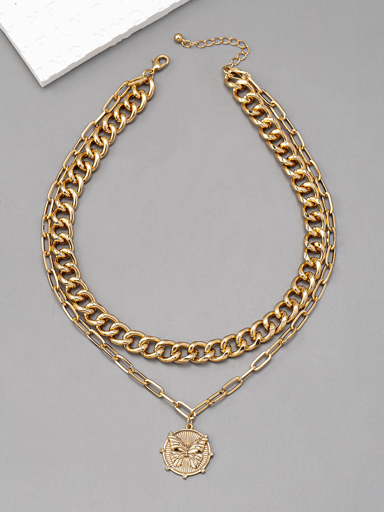 Multi-layer Circular Butterfly Pendant Necklace Women's Metal Chain Collarbone Chain Jewelry