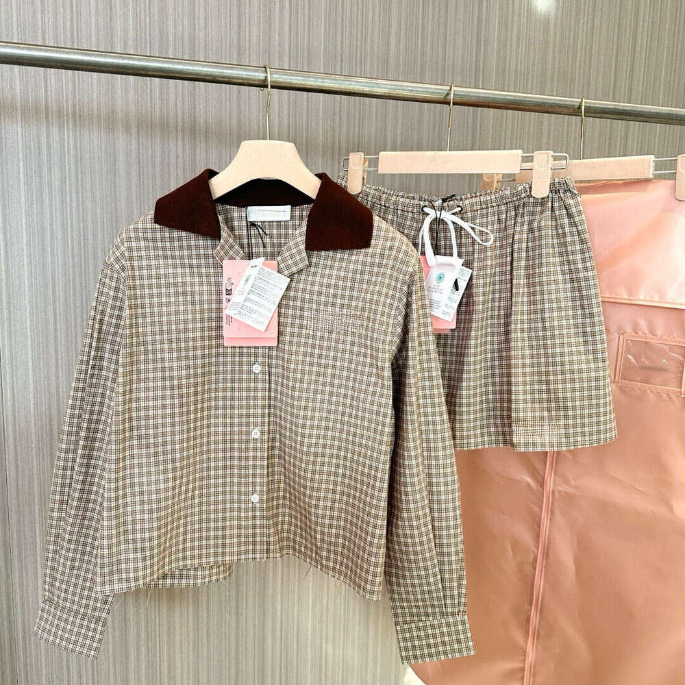 Spring And Summer New Contrasting Plaid Lapel Letter Embroidery Long Sleeved Shirt With Elastic Waist Half Skirt Set For Girls' Style