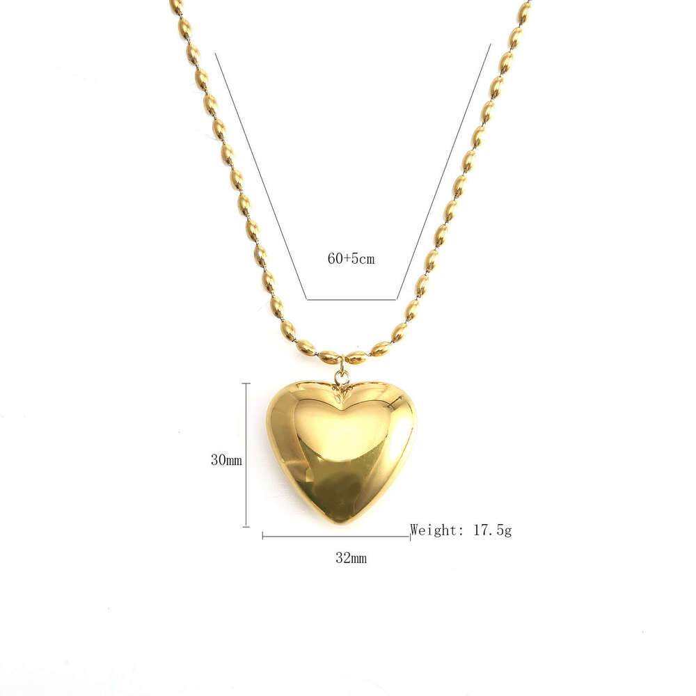 Internet celebrity's best-selg modern peach heart style stainless steel necklace with exaggerated temperament and heart-shaped accessories