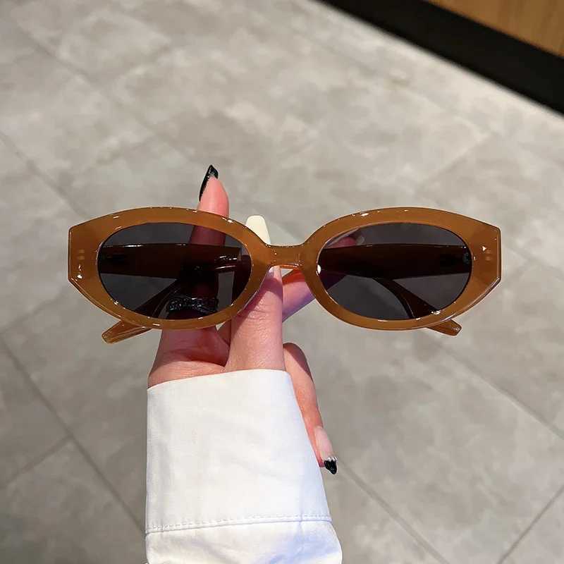 Vintage Oval Sunglasses Women Fashion Retro Female Sun Glasses New Trendy Luxury Brand Designer UV400 Lady Shades EyewearXJ250306