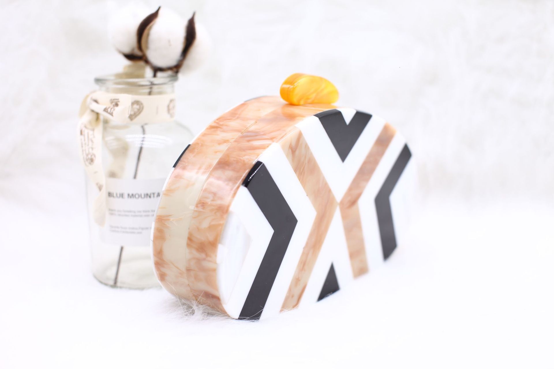 Ladies' New Single Shoulder Diagonal Cross Geometric Splicing Acrylic Bag Fashionable Rhinestone Acrylic Clutch Clear Evening Bag For Weddings Pa