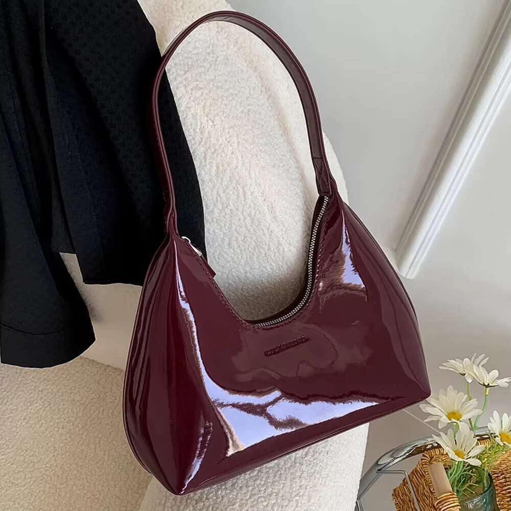 2025 Women Bury Shoulder Bag Design Wine Red Half Moon Fashion Pu Leather Handbag Small Crescent Underarm Bags New