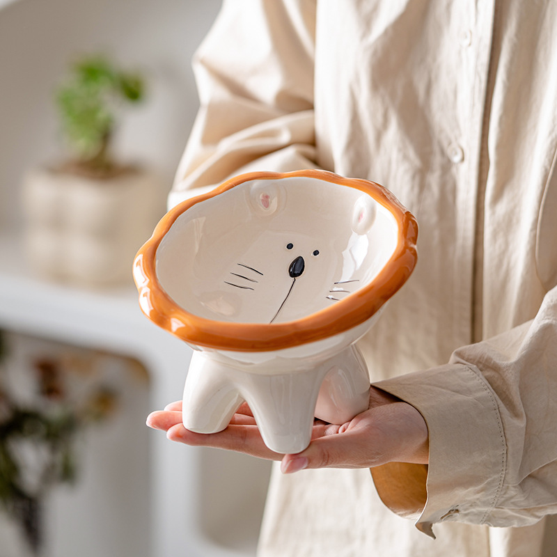 Porcelain Raised Cat Bowl, Cute Little Animals Tilted Cat Food Bowl Elevated Porcelain Pet Bowl Protect Pets Spine, Anti Vomit Prevent Tipping Over J2
