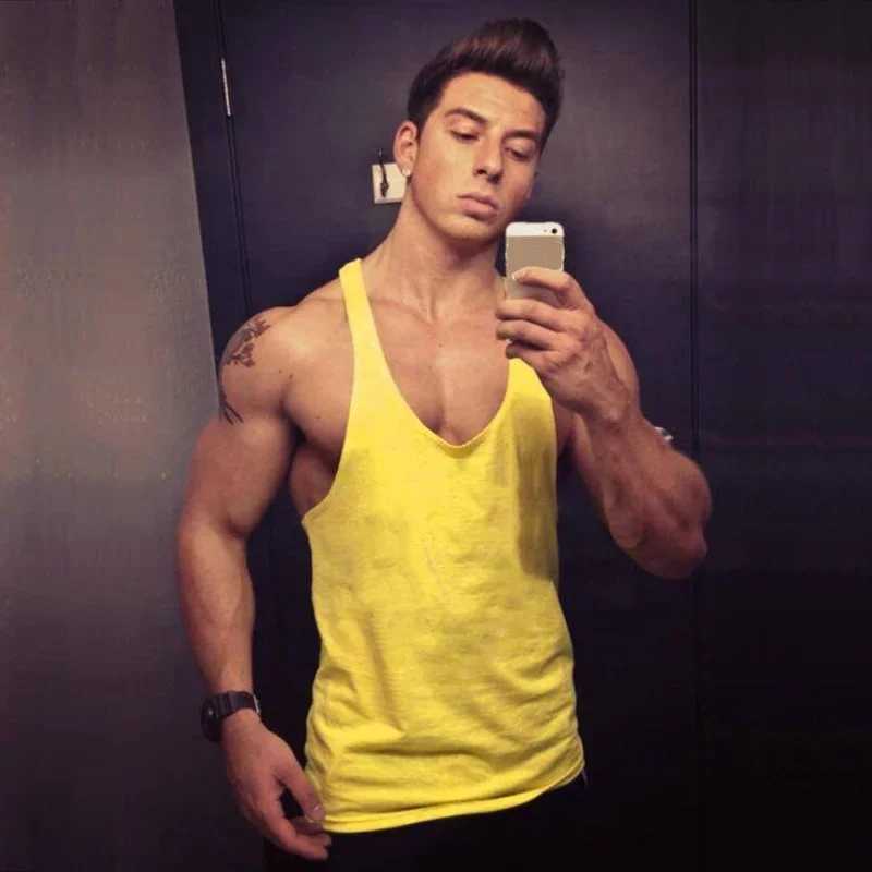 2020 Summer Muscleguys Bodybuilding Fitness Brand Tank Tops Men Breathable Mens Cotton Fitness Gyms Men Compression VestT250318
