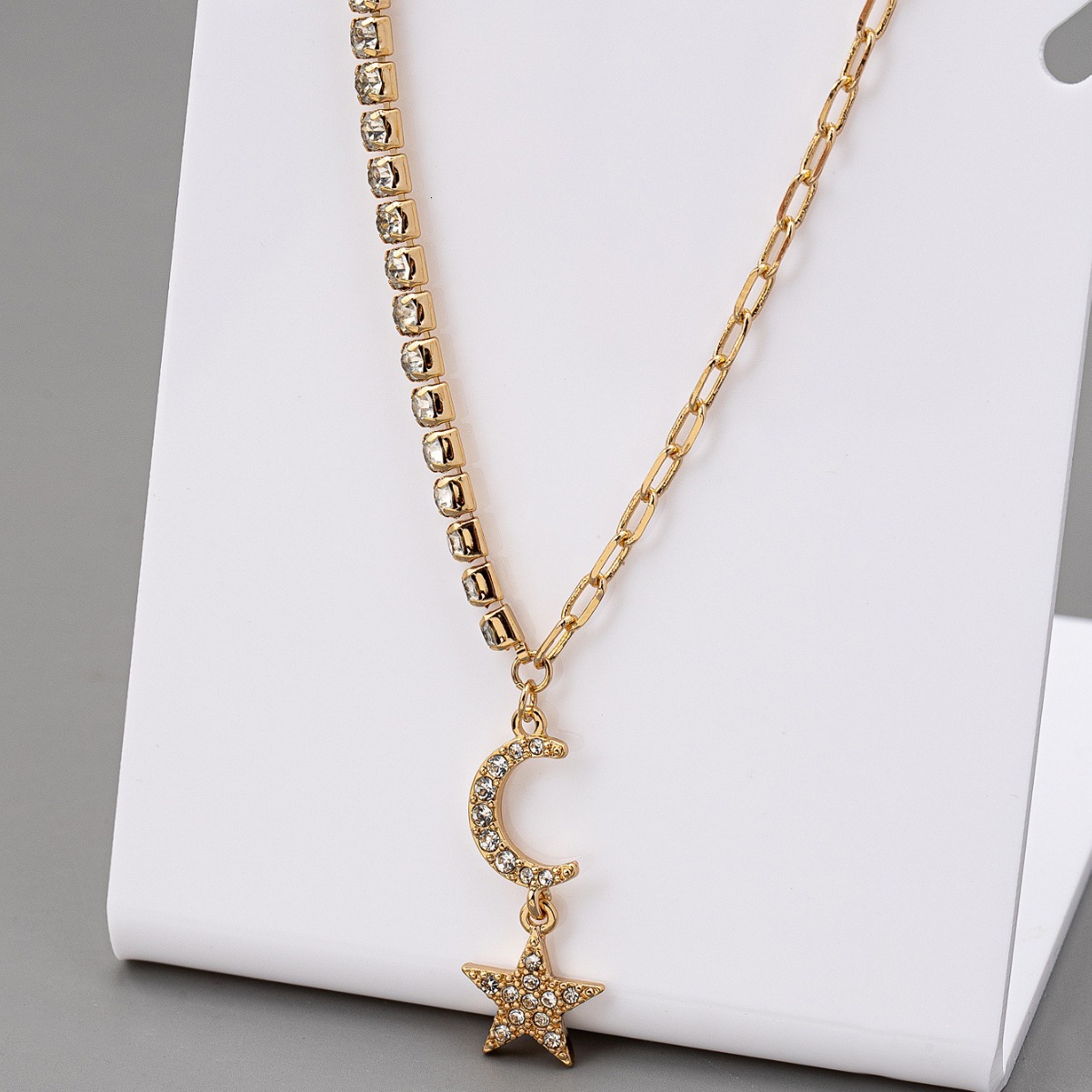Moon Star Pendant Semi-diamond Necklace Female Niche Design Sense Jewelry
