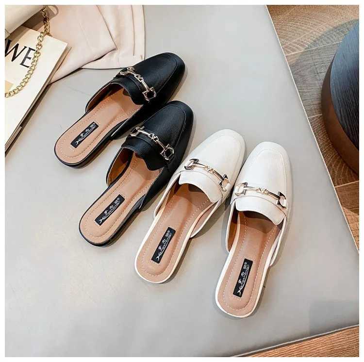 2024 Elegant Summer Wen Designer Round Toe Metal Lady Slippers Sweet Black Womens Beach Outside Shoes Big Size Y250306