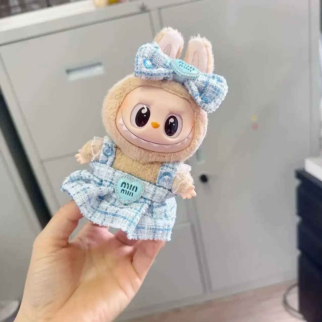 17cm Labubu Plush Doll Clothes Outfit Accessories Korea Kpop Exo Labubu Idol V1 V2 Black Dress Suit GiftT250307