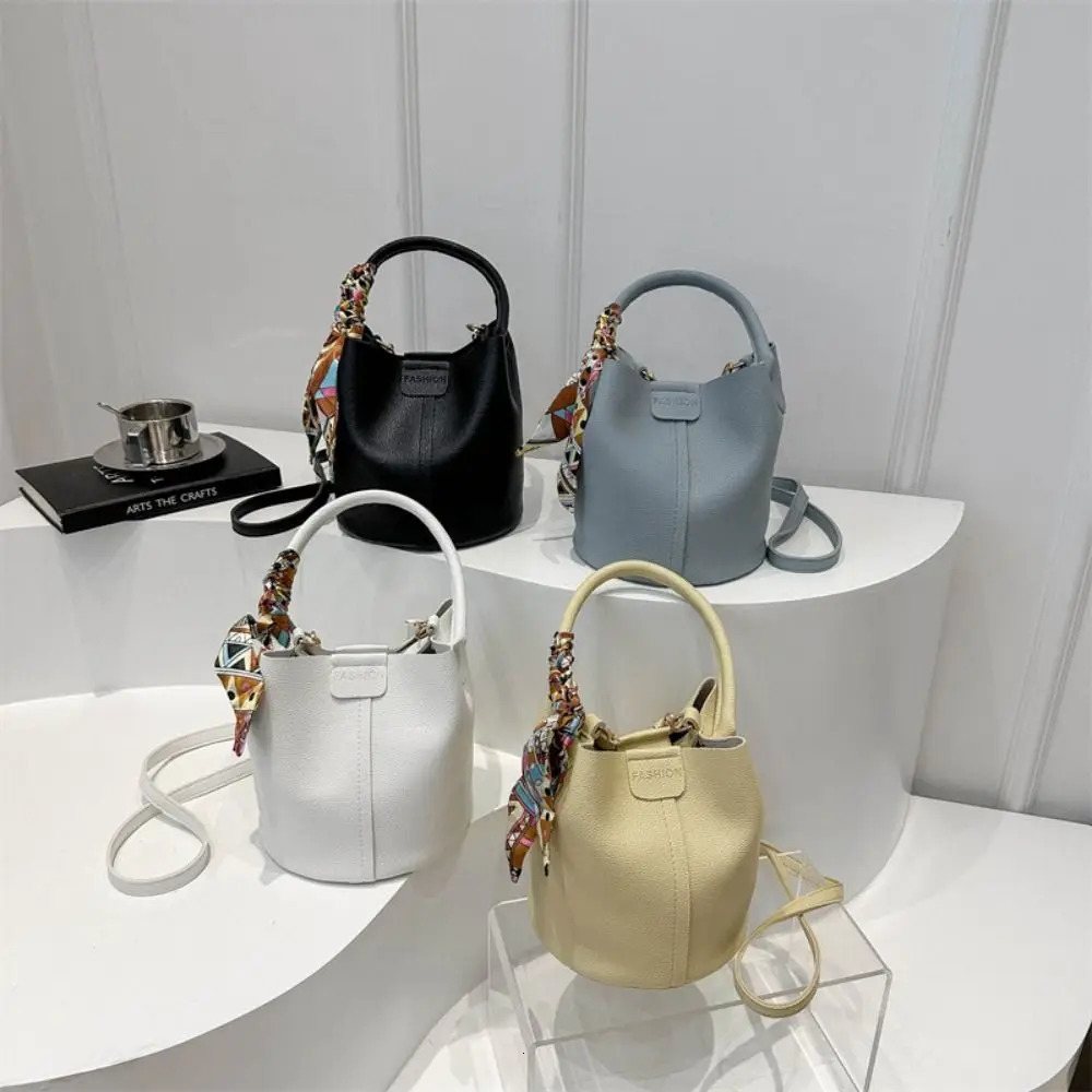 Large-capacity Fashionable and Sweet Handbags Portable Crossbody Bags Korean Bucket Bag PU Bag Shoulder Bags 250306
