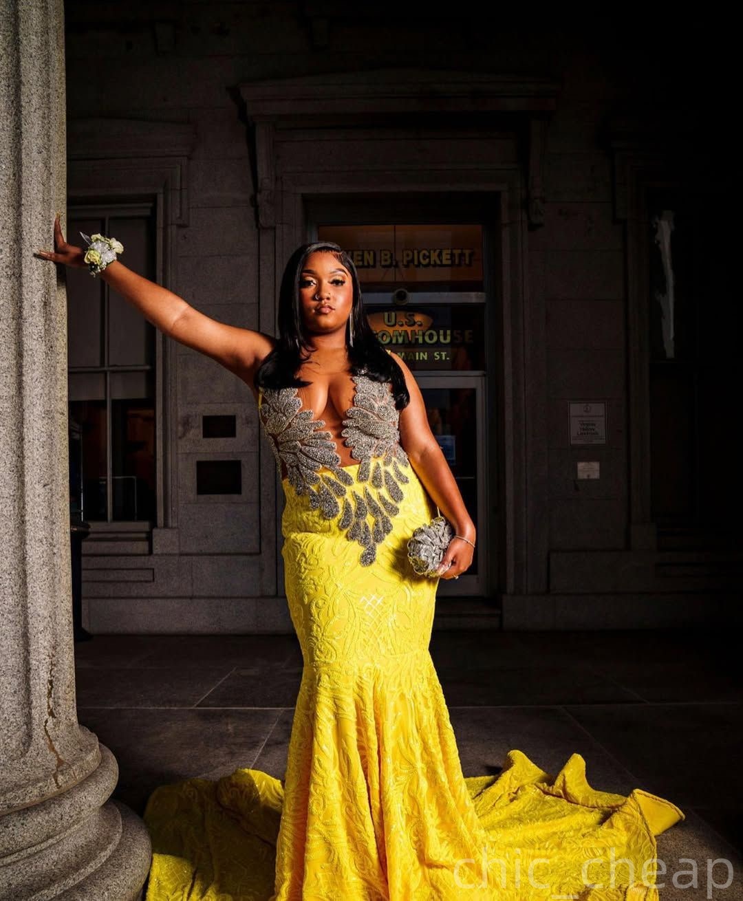 Mermaid Yellow Prom Dresses 2025 Sheer Neck Crystals Sequined Lace Evening Formal Party Second Birthday Engagement Gowns Plus Size Dress For Special O