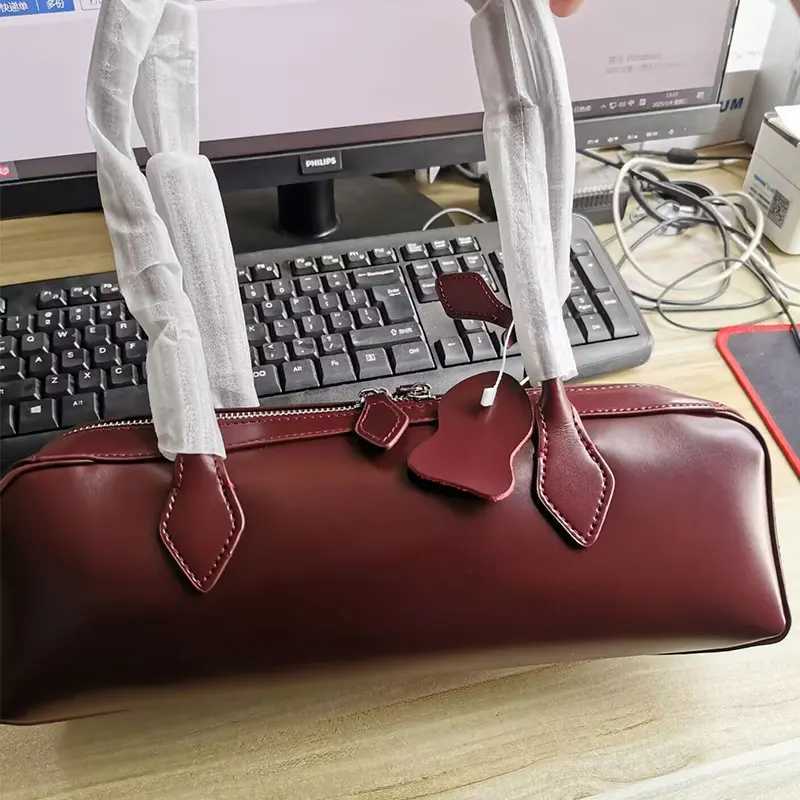Leather Shoulder Genuine 2025 New Designer Hot Women Baguette Bag Fashion Trend Cowhide Female Handbags 2928 Y250306