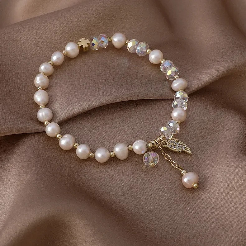 Fashion Freshwater Pearl Bracelet Women's Exquisite Baroque Crystal Bracelet Student Girlfriend Ins Niche Wing Crystal Bracelet