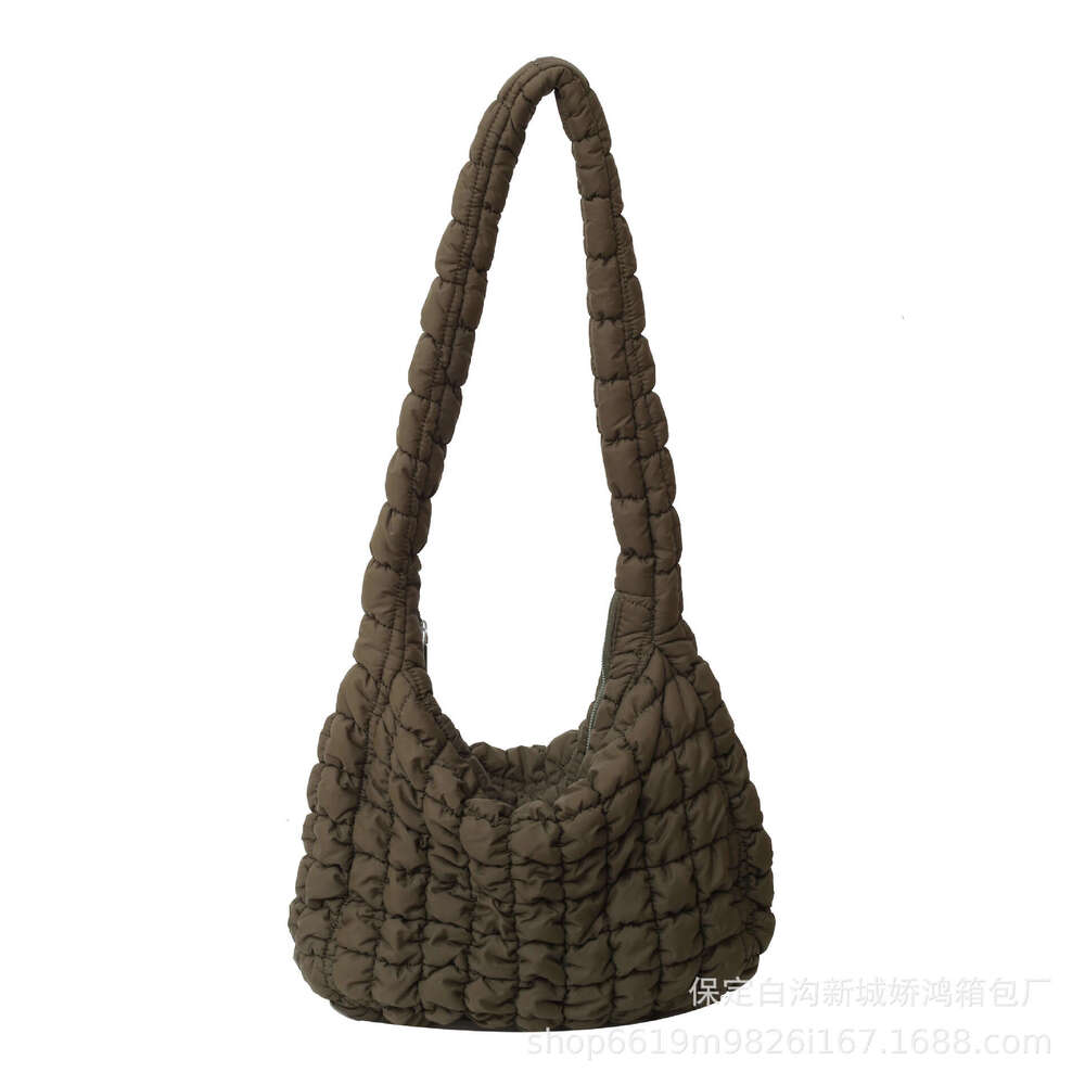 New Korean Fold Cloud Versatile Fashion One Shoulder Handheld Dumpling Large Capacity Down Cotton Underarm Women's Bag