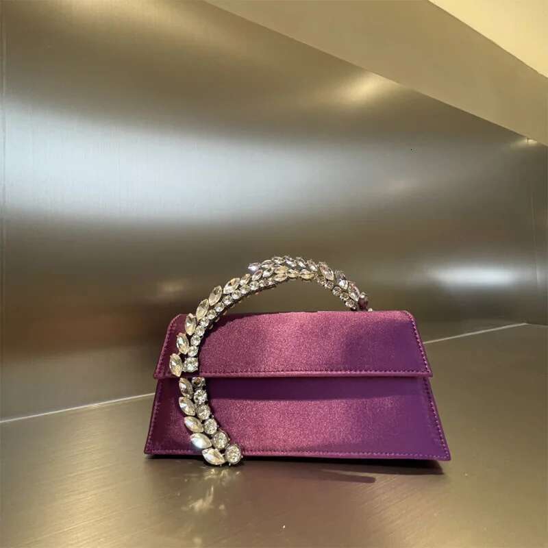 Shiny New Exquisite Handbag Fashion High-end Brand Designer Dia Chain Veet Banquet Pearlescent Shoulder Bag