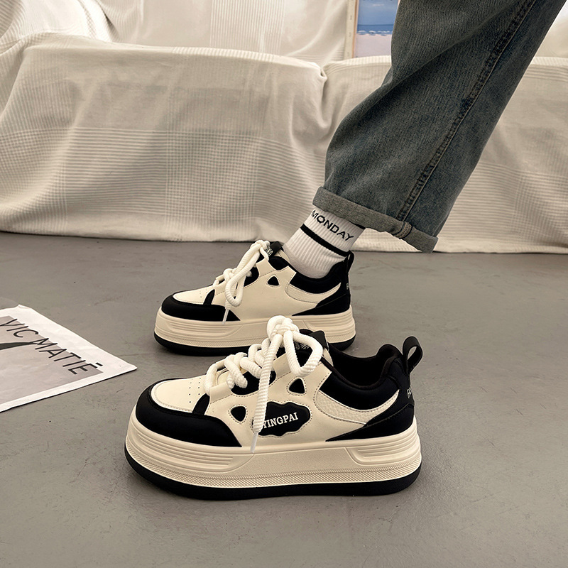 Designer Popular niche thick soled board shoes for women, versatile in spring and autumn, super popular white shoes, 2025 new Korean casual sports sho