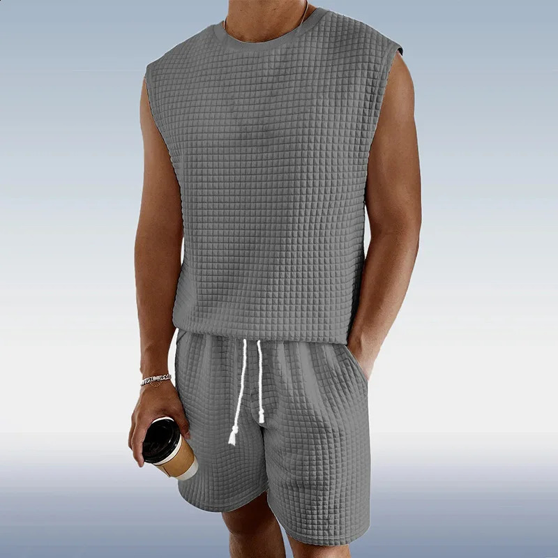 24 mens sportswear summer casual checkered sleeveless vest shorts two-piece set 250303