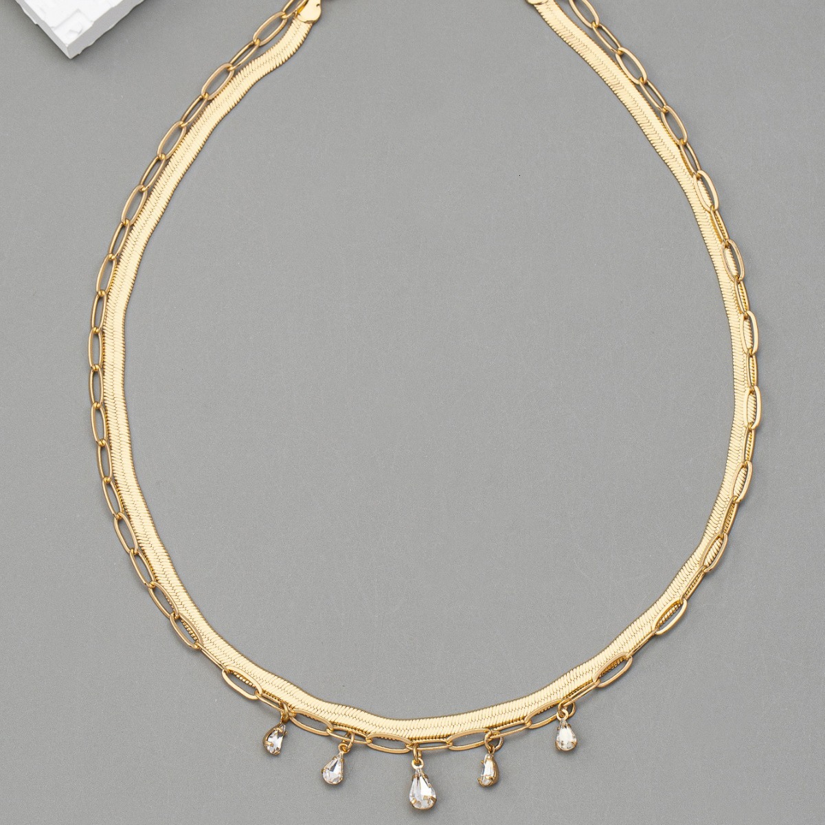 Fashion Fashion Choker Multi-layer Snake Bone Chain With All Senior Sense Diamond Necklace for Women
