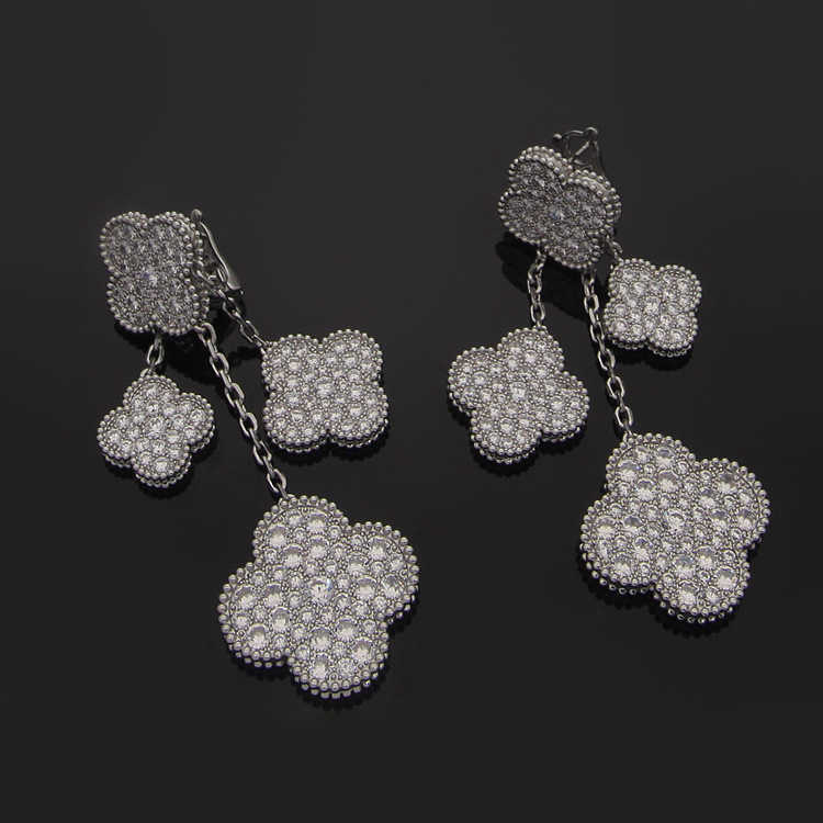 Dangle Chandelier Asian Gold Jewelry 4 Four Leaf Flower Full Diamond Ear Clap Earrings H250306