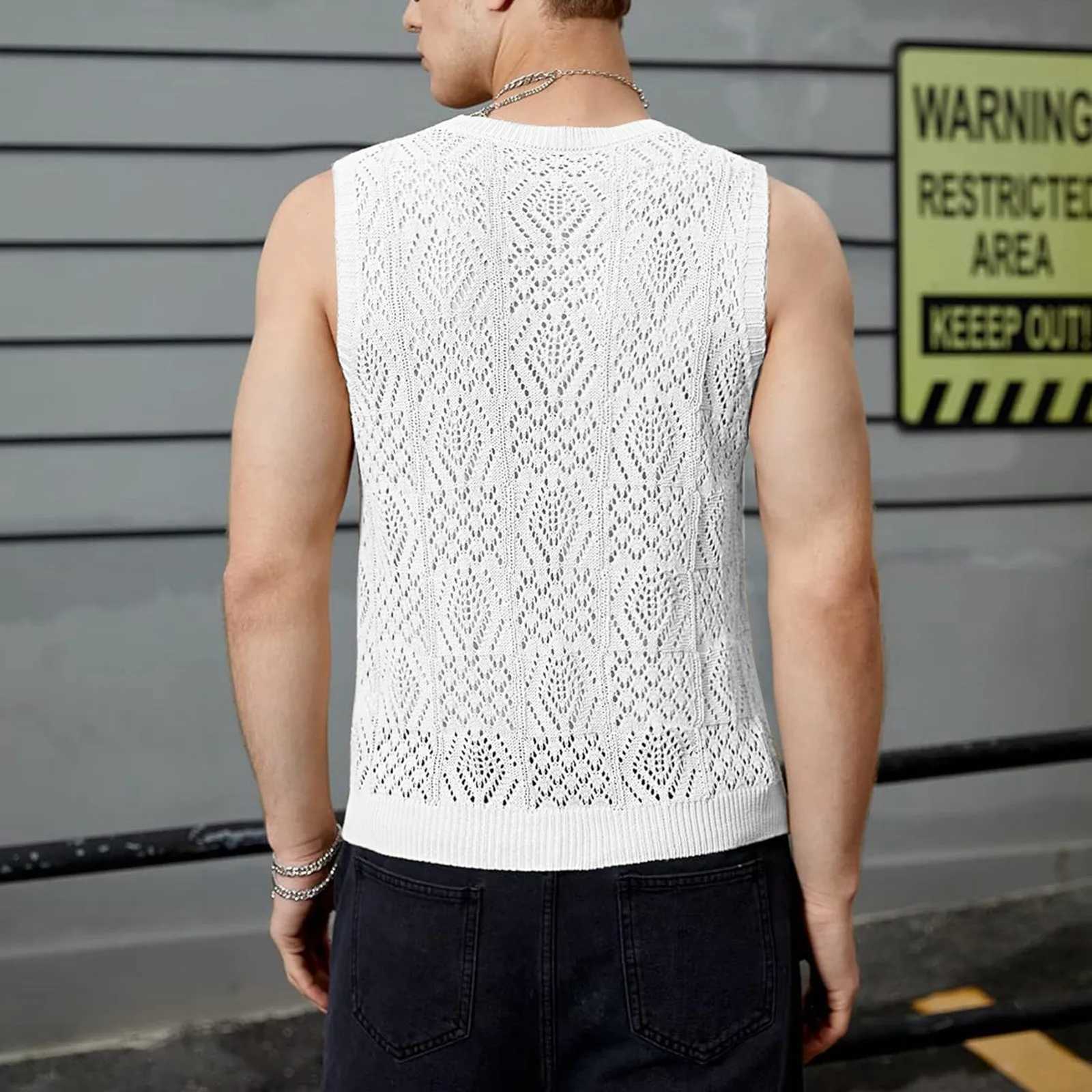 Beach Tops For Men MenS Knitted Hollowed Out Vest Crew Neck Sleeveless Male Clothes With Designs Camiseta Sin Mangas HombreT250318