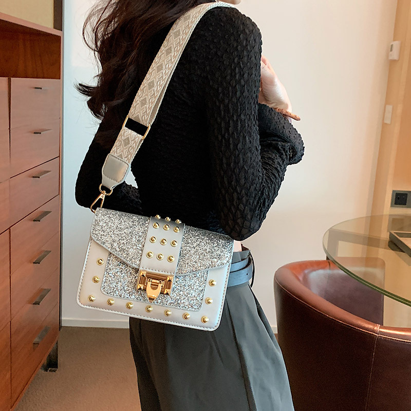 Glitter Women's 2023 New Fashionable Wide Strap Shoulder Crossbody Bag Rivet Handbag