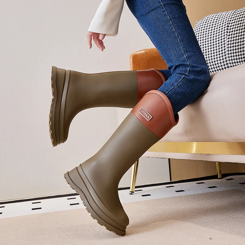 Adult Fashionable High-top Rain Boots Womens Waterproof and Non-slip Rain Boots for Outdoor Travel and Camping Cotton Warm Boot 250304