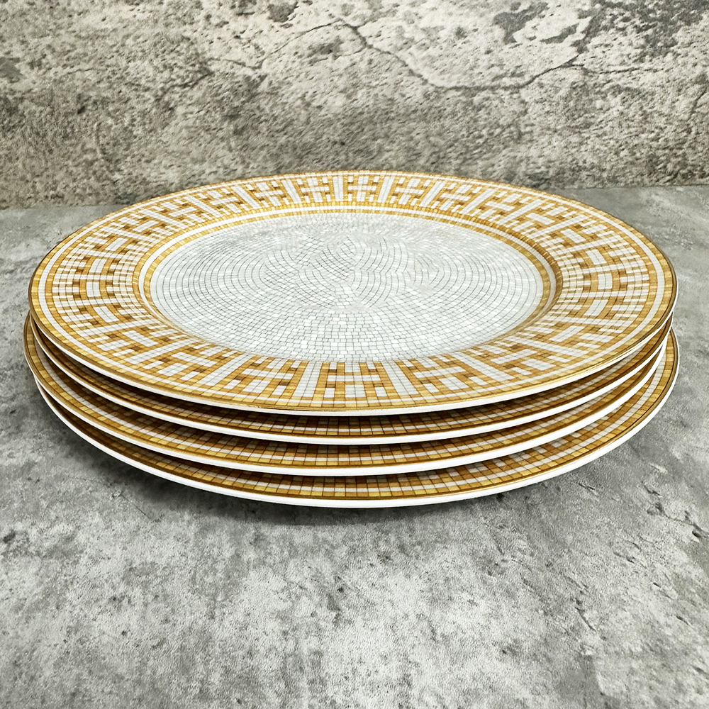 4 Pcs 8 Inch Creative Plates Gold Design Ceramics Wall Hanging Living Room Decorative Background Plate Nordic Style