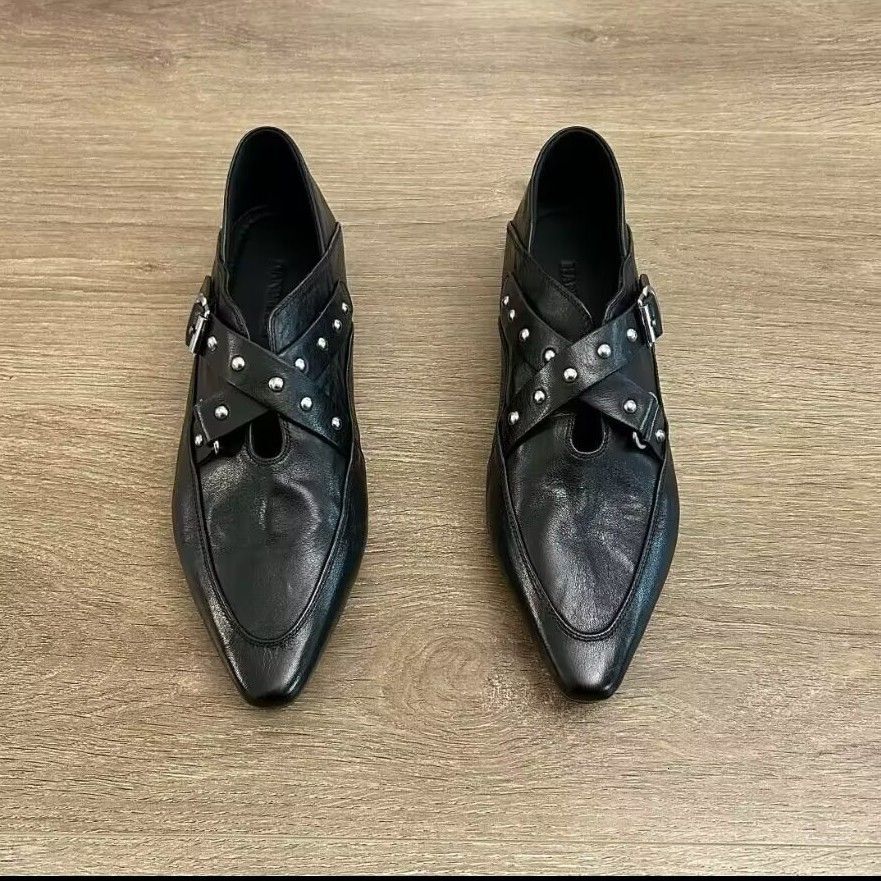 High end genuine leather 2025 new model, two in one, niche design, belt buckle, willow nail single shoe, women's flat bottom, Mary Jane
