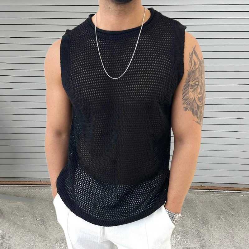 Leisure Solid Color Hollow Out Mens Knit Camisoles Summer Casual O Neck Sleeveless T Shirt Men Fashion Slim Knitting Tank TopsT250318