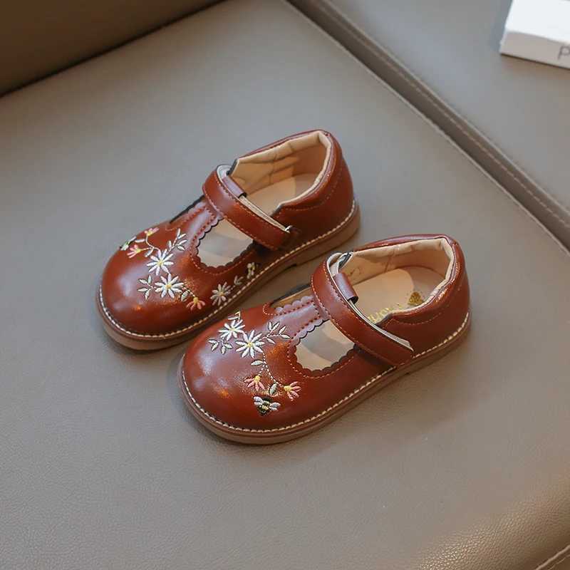 Children Leather Shoes Flower Embroidered T-strap Autumn Girls Mary Janes Brown Beige Retro Style 21-30 Toddler Kids Flat ShoesT250306