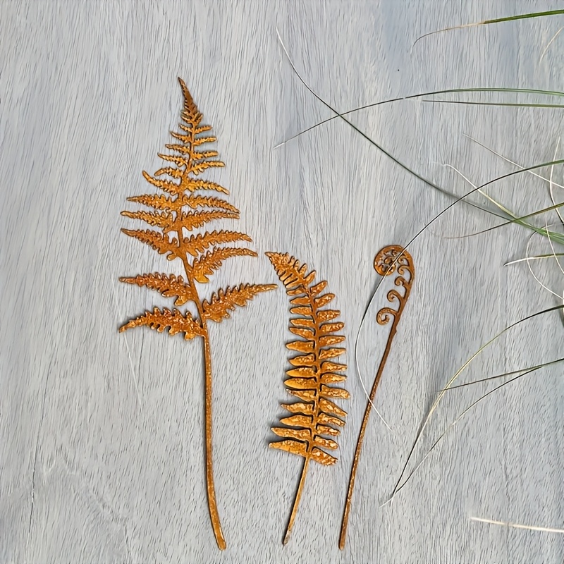 1 Set Natural Rust Crafted Fern Leaf Metal Flower Bouquet Rusty Metal Plant Stake Planters Decorative Home and Garden Decorations Metal Garden Art Fur