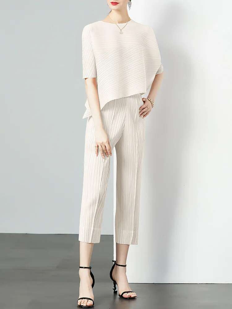 GVUW Pleated 2 Pieces Set Women Round Collar Loose Top + Pencil Pants Solid Color New 2024 Female Casual Clothing 17G6627
