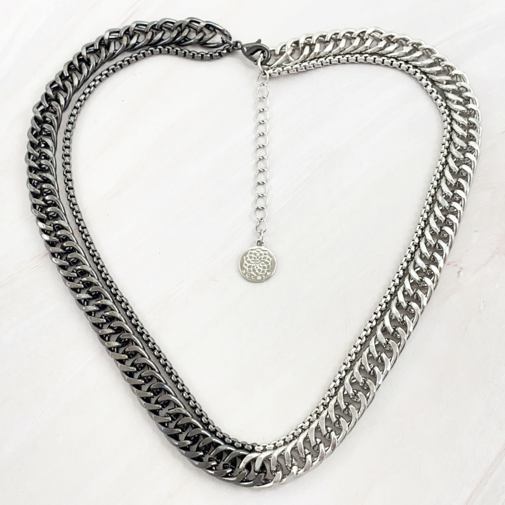 Simple Retro Niche Black And White Gold Ins Fashion High-grade Cuban Necklace Women's Jewelry