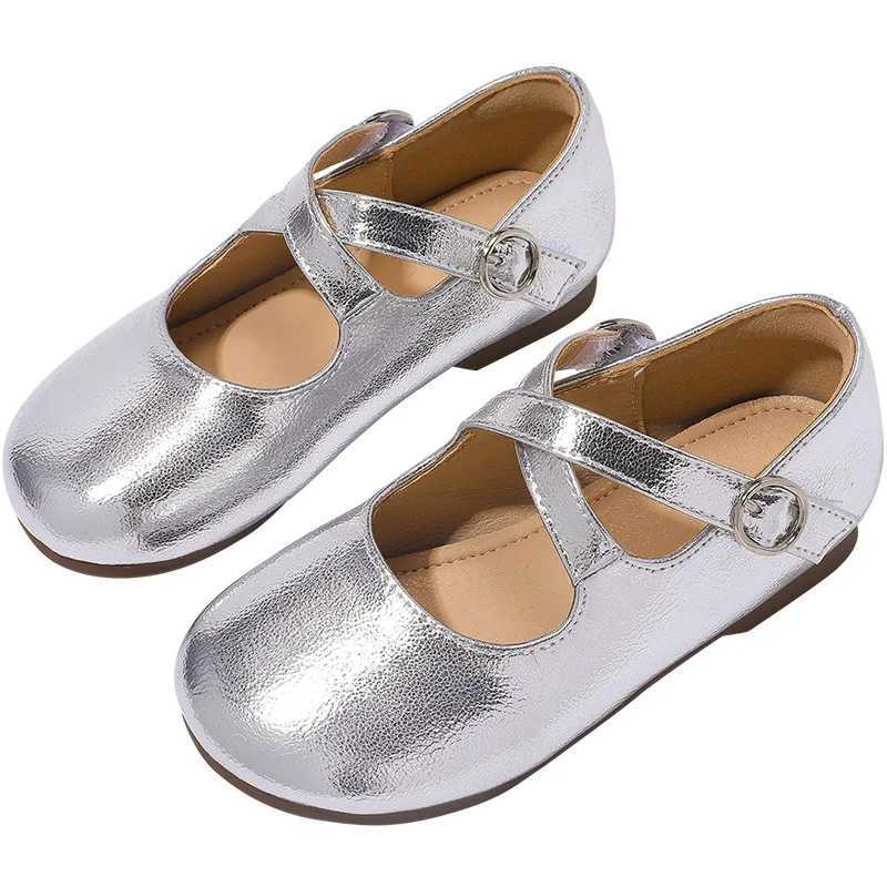 Girls Silver Leather Shoes Students New Ballet Shoes Childrens Princess Comfortable Performance Pink Flats Baby Bean ShoeT250306