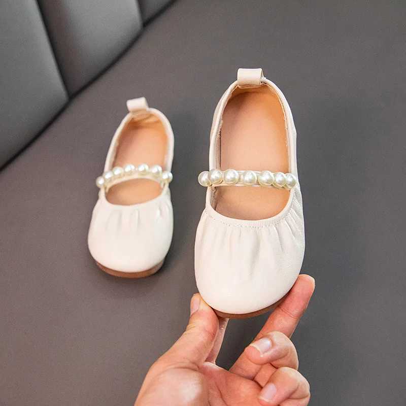 Toddler Girls Flat Casual Shoes Light Breathable Princess Soft Sole Loafers Fashion Comfortable Kids Leather Mary Janes ShoesT250306