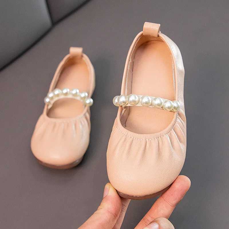 Toddler Girls Flat Casual Shoes Light Breathable Princess Soft Sole Loafers Fashion Comfortable Kids Leather Mary Janes ShoesT250306
