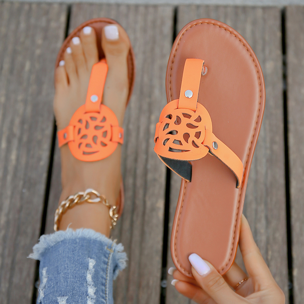 Summer 2025 New Designer Sandals For Women's Casual Multifunctional Flat Flip Flops Plus Size Beach Sexy Slippers