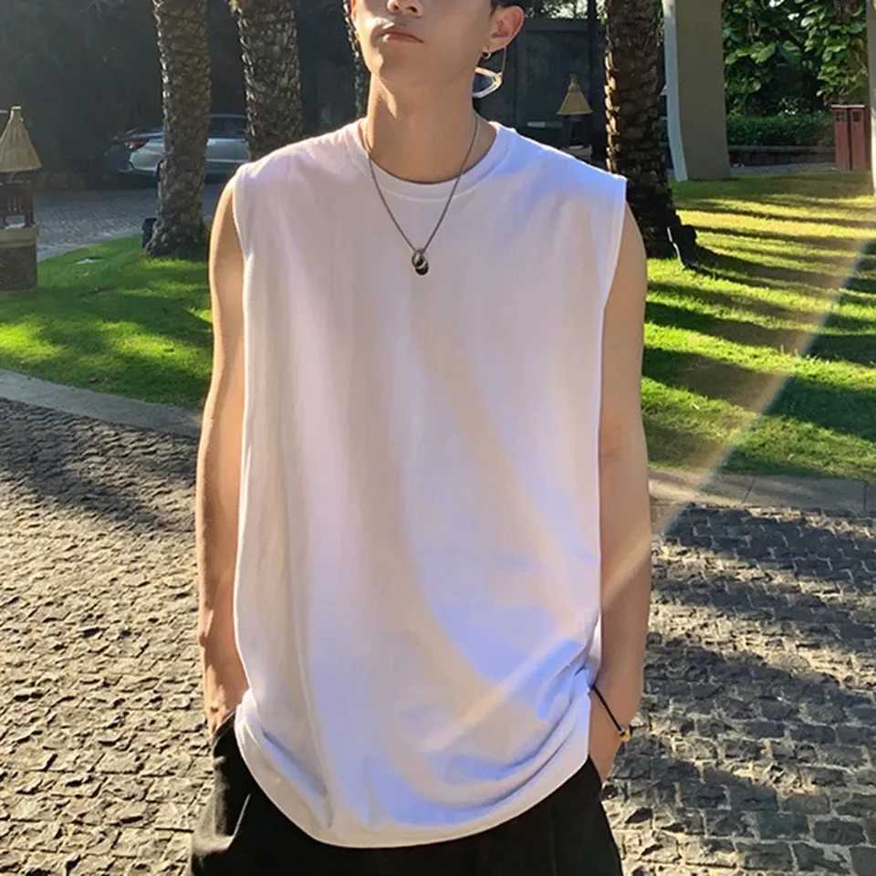 Mens Summer Tank Solid Tops Korean Fashion Sleeveless T-shirt Basic Sports VestsT250318