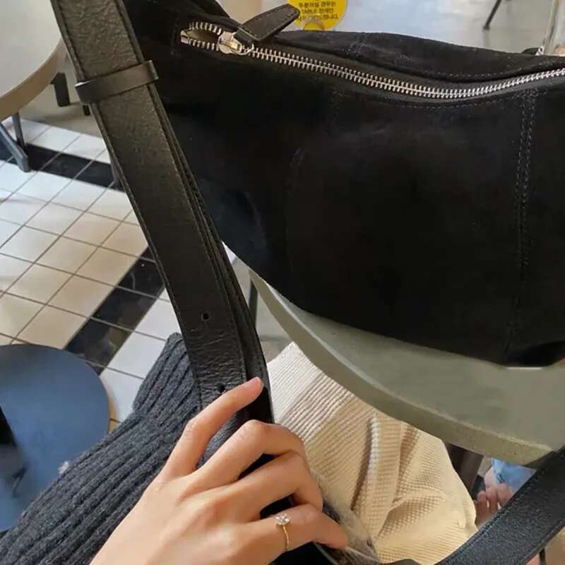 Matte Leather Dumpg New Korean Classic Versatile Shoulder With Large Capacity Pleated Diagonal Cross Bag For Women