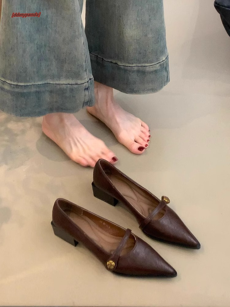 Shallow mouth high heels, women's mountain camellias, one button thick single order shoes, pointed temperament, Mary Jane shoes #ddmypanda