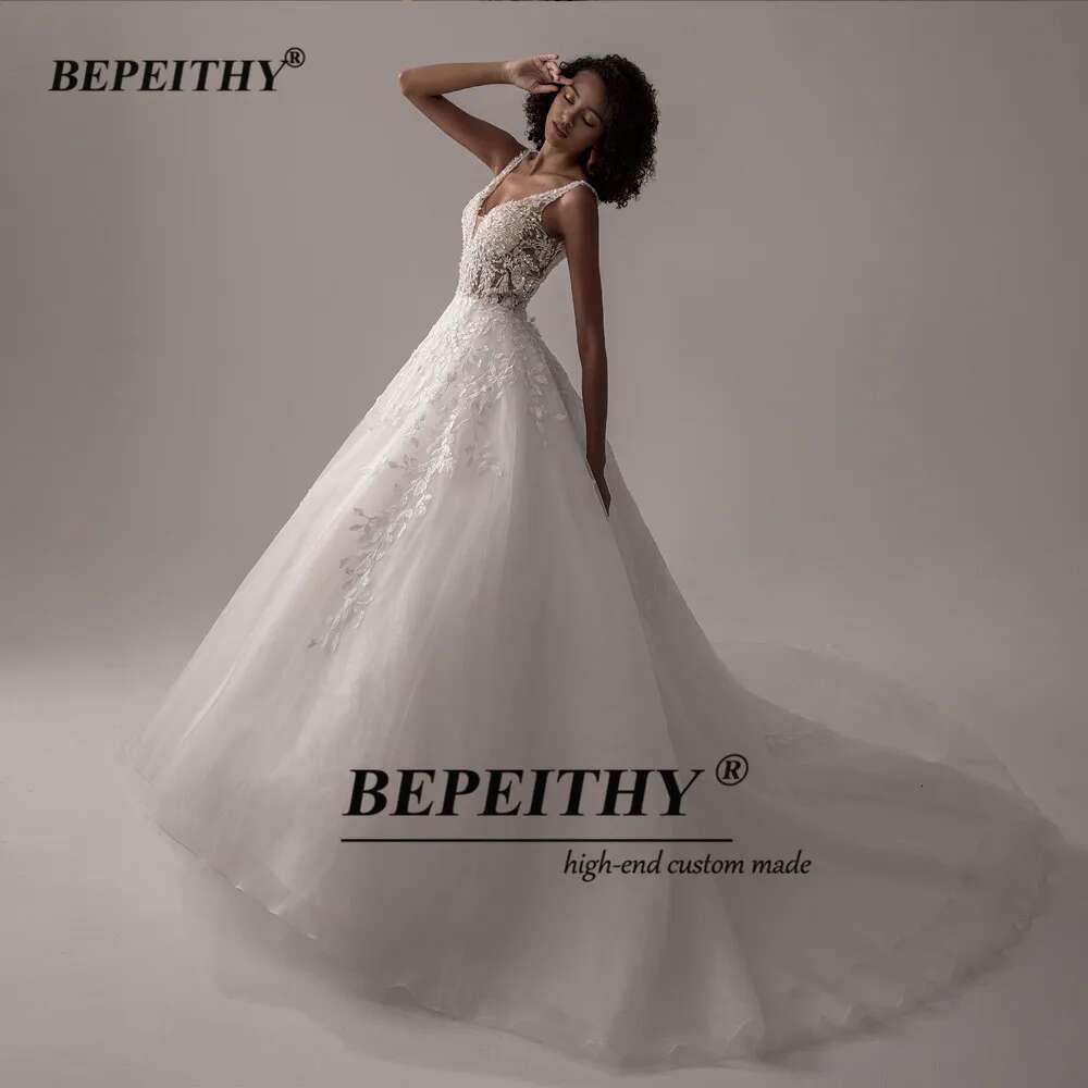 Bepeithy custom with v-neckline sleeveless dresses 2025 for women a ha ivory lace boho wedding dress