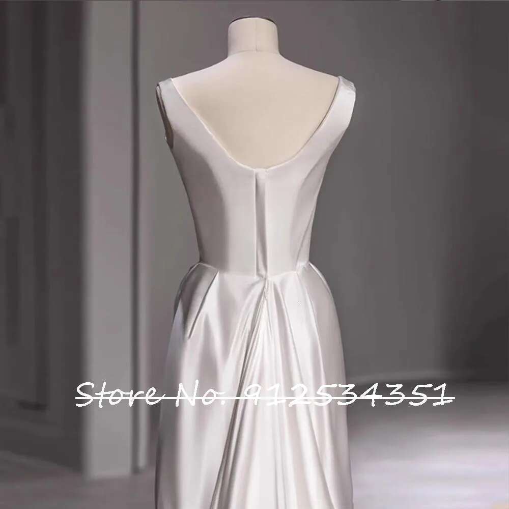 Elegant Satin Wedding Dresses, Off Shoulder, The Hochiteit, Zipper Back, Vintage, New Arrival