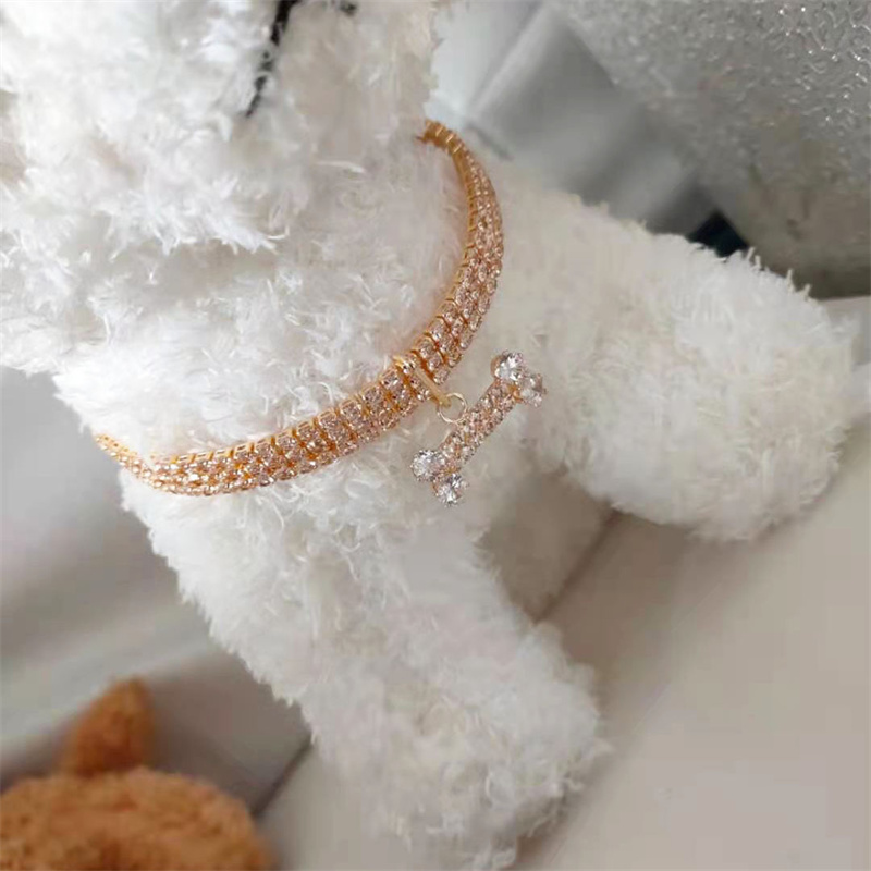 Cat Dog Collar Adjustable Pet Necklace with Diamond Zircon Bone Pendant Jewelry Luxury Metal Copper Puppy Collars Dog Supplies