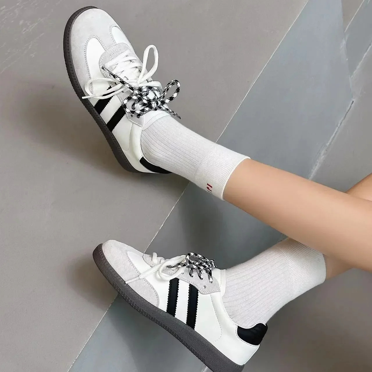 Women Tennis Sneakers Flats Ladies Fashion Mixed Colors Lace-up Vulcanized Shoes Spring Autumn Woman Outdoor Trainers Footwear 250304
