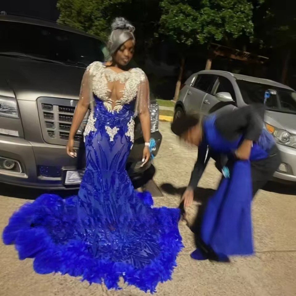 Customized Sparkly Blue Sequined Prom Black Girls 2025 With Feather Glitter Beaded Mermaid Party Long Birthday Dresses