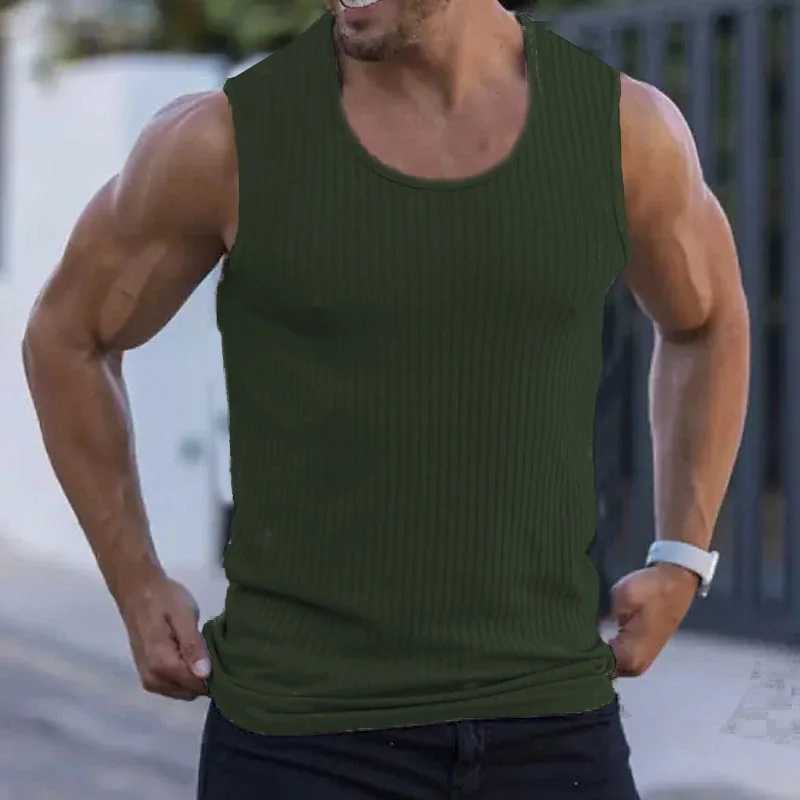 2024 Summer men sleeveless wide shoulder knitted striped muscle Fitness sports casual slim-fit back heart hipster manT250318