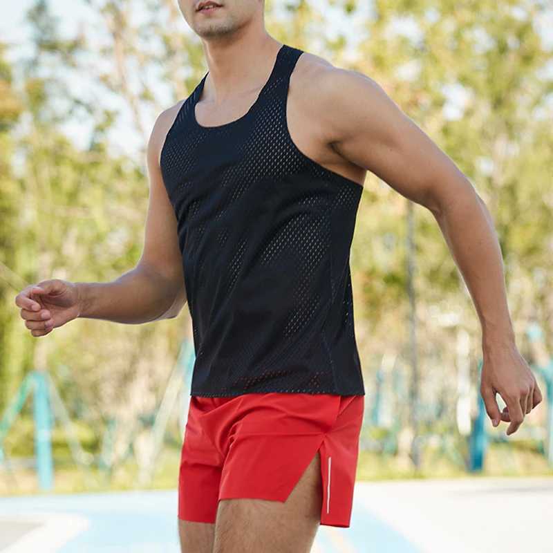 2023 Summer Mens Clothing Solid Color Tank Top Men Mesh Quick Dry Fitness Vest Bodybuilding Gym Clothing Men Sleeveless ShirtsT250318