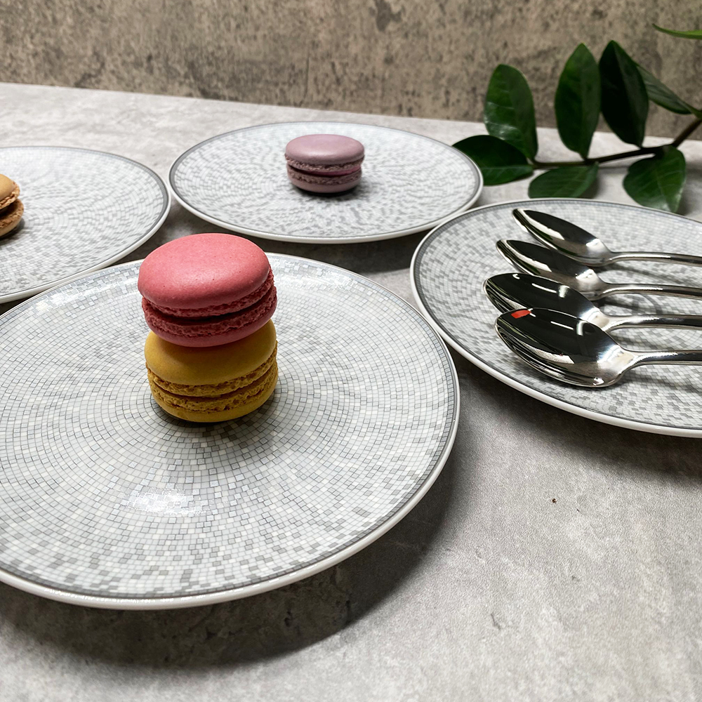 4 Pcs with Spoon Nordic Creative Hand Painted Plate Ceramic Tableware Under Glazed Dessert Dish Microwave Snack Steak Plate