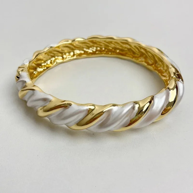 Fashion Jewelry Pretty Two Color Tone Metal Irregular Bracelets For Girl Women Party Gift Fine Accessories Drop 250303