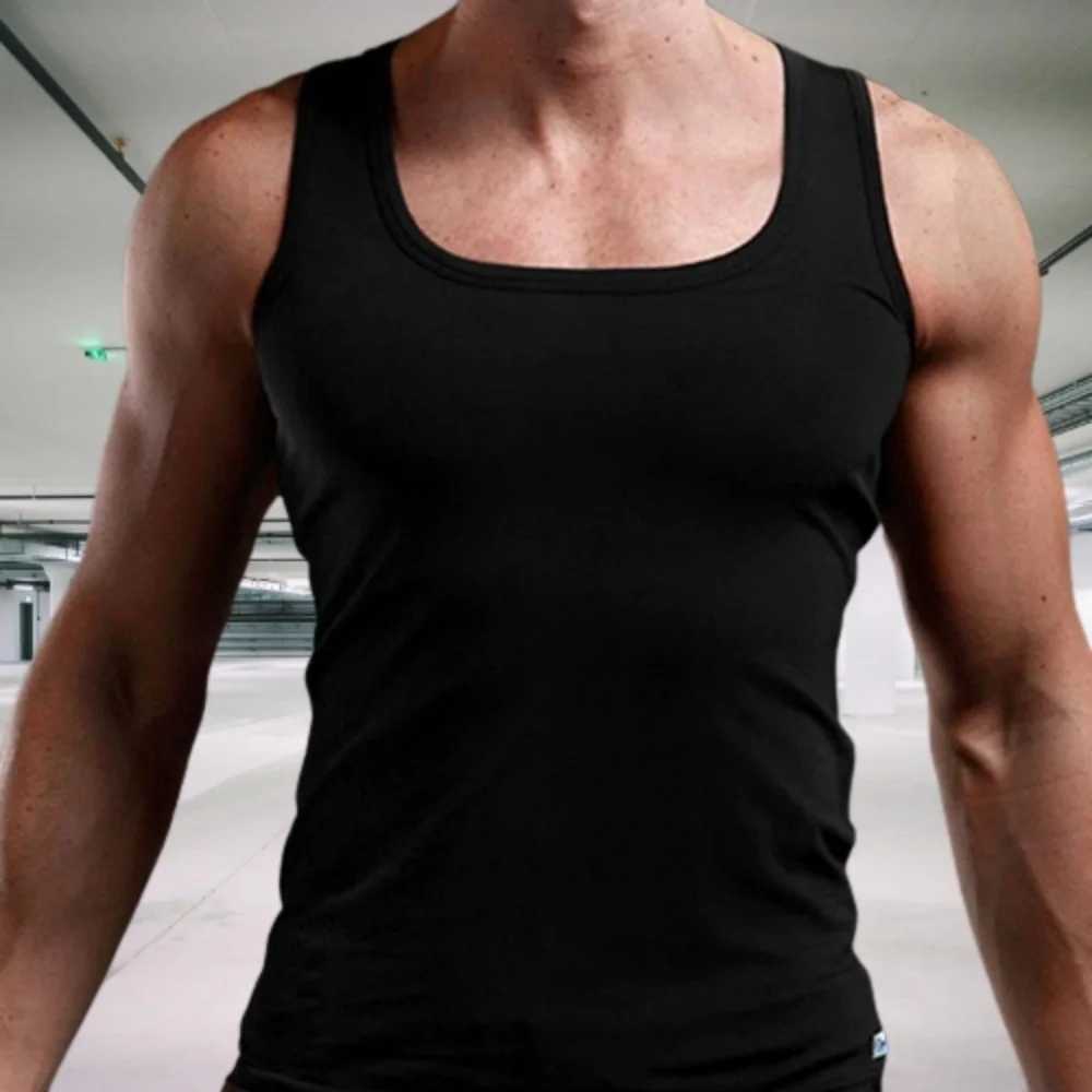 Hot Solid Color T Shirt For Men Summer Cotton Oversized T-shirt Mens Tank Top Sleeveless Shirts Basketball Fitness Gym Men VestT250318